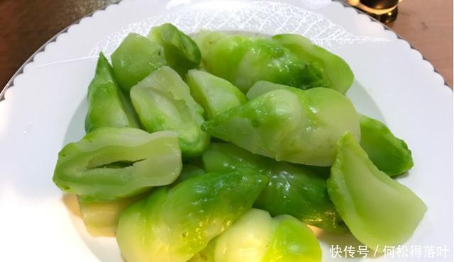 这菜只有冬天才吃得到,5元1斤,拌一拌就能吃,脆嫩爽口又开胃