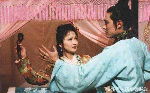 红楼梦！贾家败落，平儿怎么样了？是跟着凤姐，还是扶正，或者被卖了？