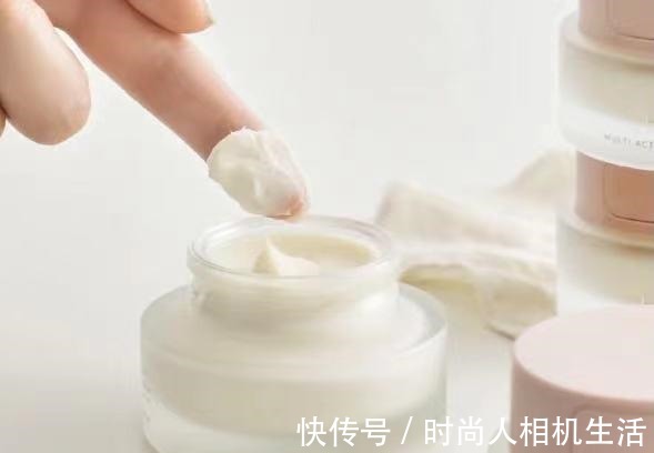 面霜 过了50岁,再懒也要学会这4种护肤方法,养成好皮肤并不难!