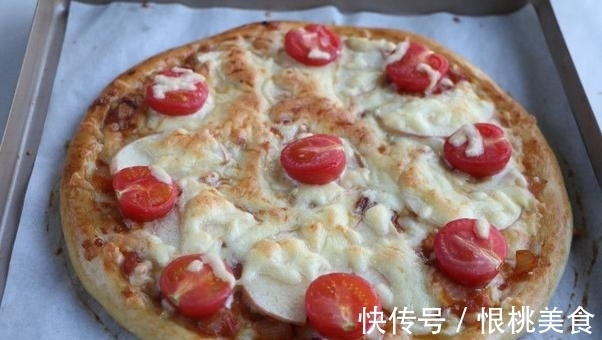 想吃披萨不会做?1把面粉多种水果,掌握技巧自制比买的好吃