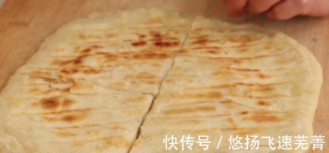 柔软|做烙饼，不放酵母不用开水，教您详细做法，每张饼都柔软层次多！