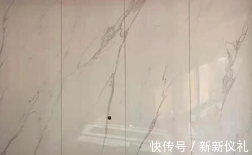 简洁性|一整块瓷砖铺满整个家，这种量身定制的效果也太赞了吧！