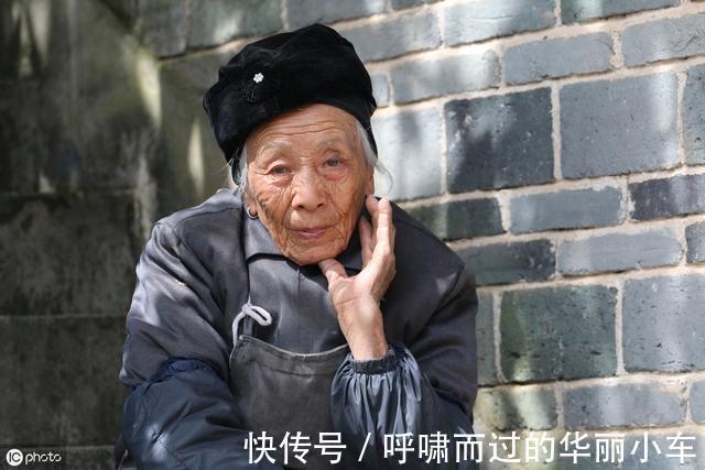 益性激素|长寿的人,早上起床爱做3件事,若占一个,恭喜可能长命百岁!