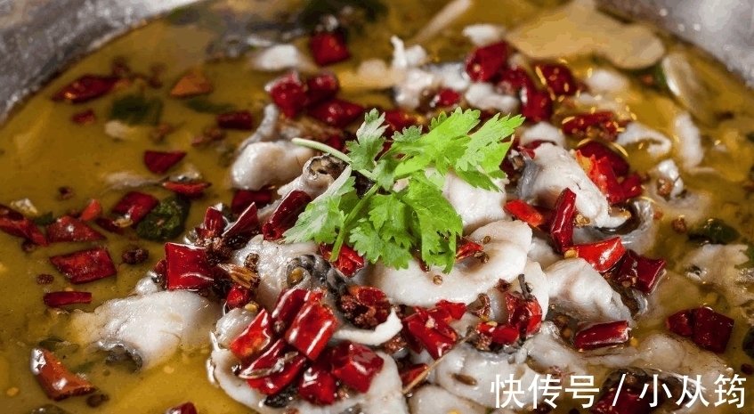 诀窍|57岁大厨, 教您正宗酸菜鱼做法和6诀窍, 保证鱼片又滑又嫩还不碎