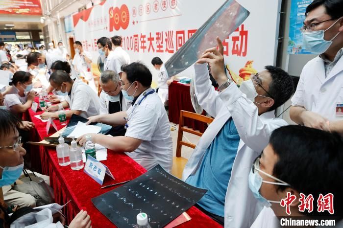 吉安中心人民医院|横跨650公里 上海医生把帮扶带入红色老区