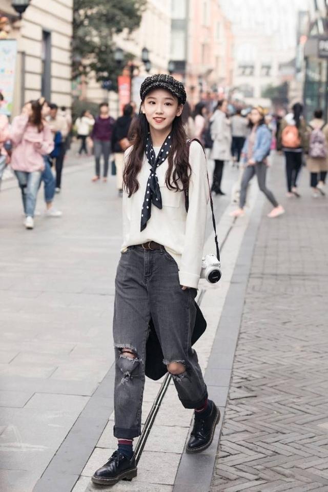 气质 连衣裙显精神还更加减龄,穿在身上休闲又不失气质的美