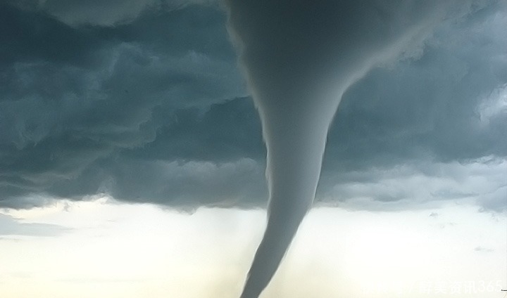 老年|如果天空看见这种景象，赶紧跑！