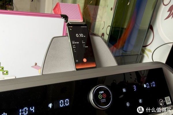 华为|凭什么只有高铁有磁悬浮,这款跑步机也要:荣耀亲选立久佳磁悬浮跑步机