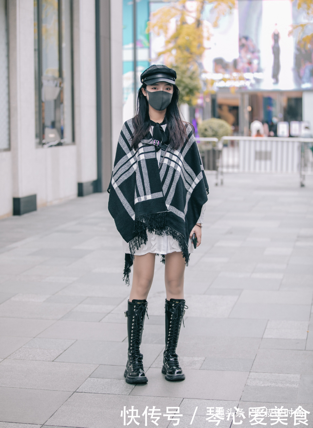 冬日短裙怎么搭鞋子看完妹子的穿搭,一下子就明白了