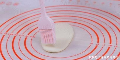 外面卖8块一斤要排长队!简易不用等,一口甜酥到掉渣