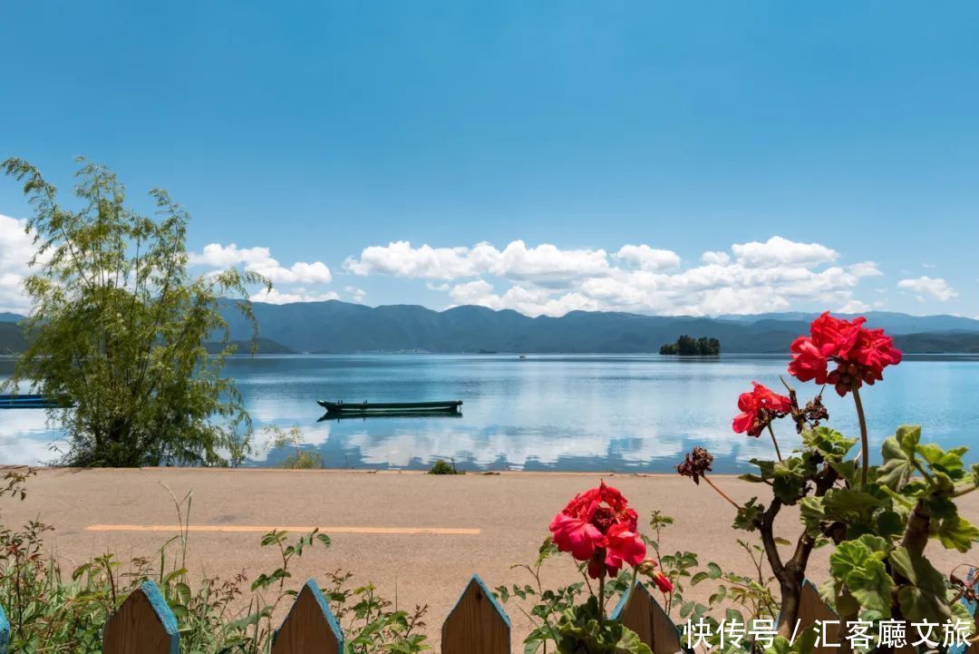 泸沽湖|这个“水性杨花”的地方，又美又好吃，每年有100万人抢着去