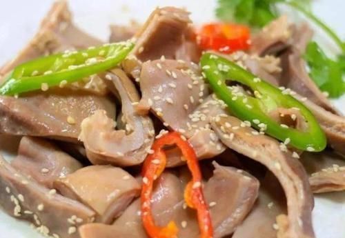 食物|湿气重的人注意,生活中尽量多吃4种常见食物,助你排出体内湿气