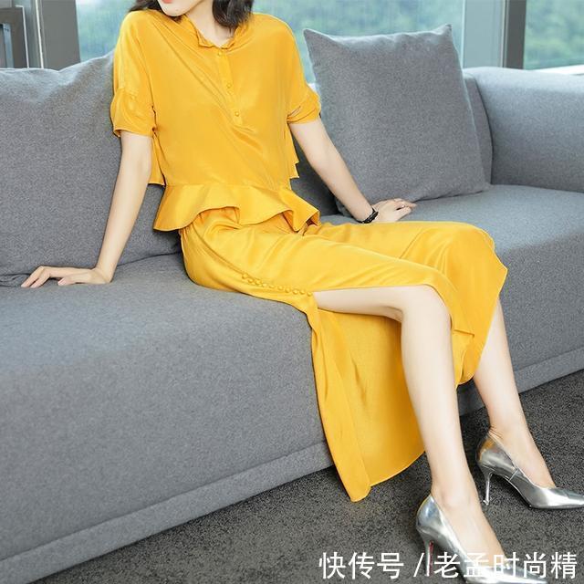 显瘦|白领必备性价比高的妃之影两件套,时尚大气还上档次