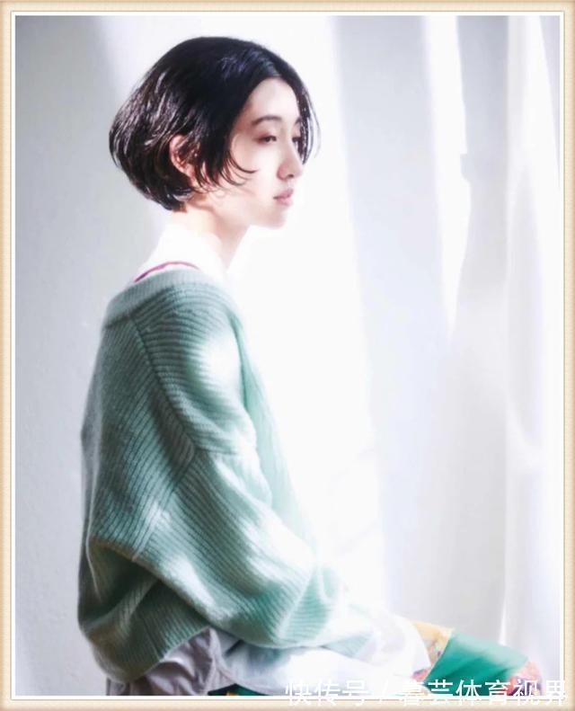弧度|你适合披头发还是扎头发，主要取决于这3个特点，脸大更要注意