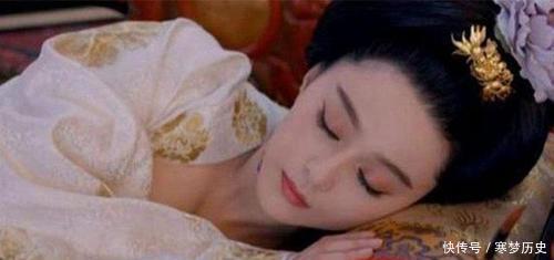 大臣|她为了不与皇帝陪葬，使用了特殊的手段，导致这位皇帝废除殉葬