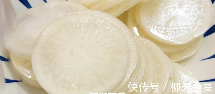 萝卜和梨搭配,教你好吃又营养的做法,我家孩子天天喝!