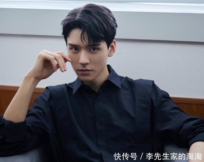 龚俊 张哲瀚和龚俊爆红是实火,虚火,超话的签到数就是最好的证据