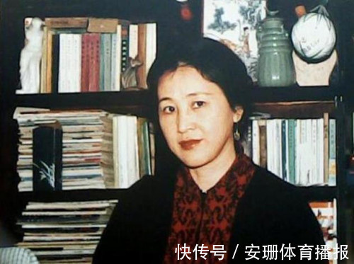 须遵德#他长期靠朋友接济,却与朋友妻约会20年,还把朋友2个儿子改了姓