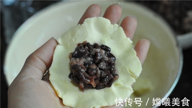 早餐|早餐别再蒸馒头了,教你懒人做法,比包子简单,比馅饼好吃,香!