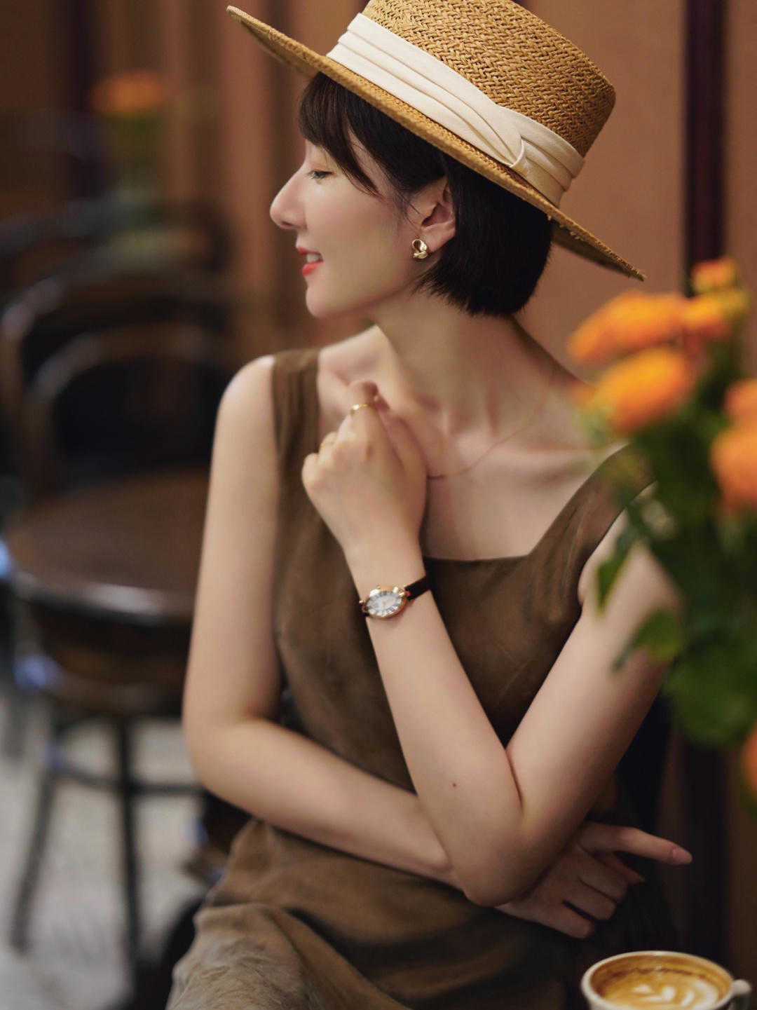 颜色|复古穿搭很时髦，浓浓的展现女人本色，出门赚足回头率