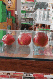 |搞笑GIF:隔壁老王正在赶来的路上!隔壁老王正在赶来的路上!