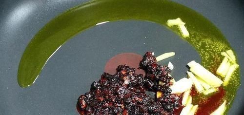 “高嘌呤”食物揭晓,赶紧撤下饭桌谨记一勤、二多,痛风不敢来