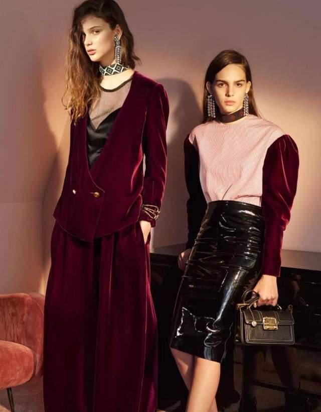 最近火了一件外套叫“丝绒外套”，时髦高级又保暖，关键是还显贵