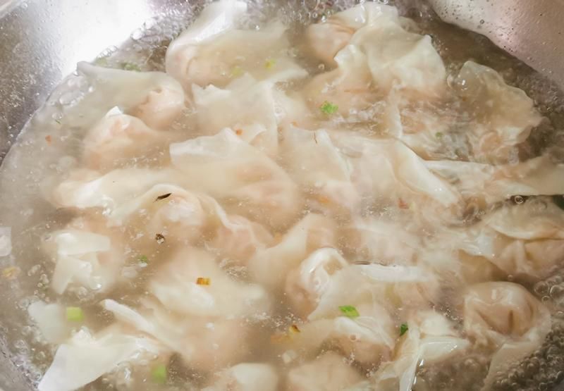 搞定|秋凉了,学生早餐有汤有主食吃得舒服,不用早起10分钟就搞定!