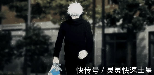 cos|鸽了一个半月后,熊祁COS《咒术回战》五条悟,网友这腿是真的