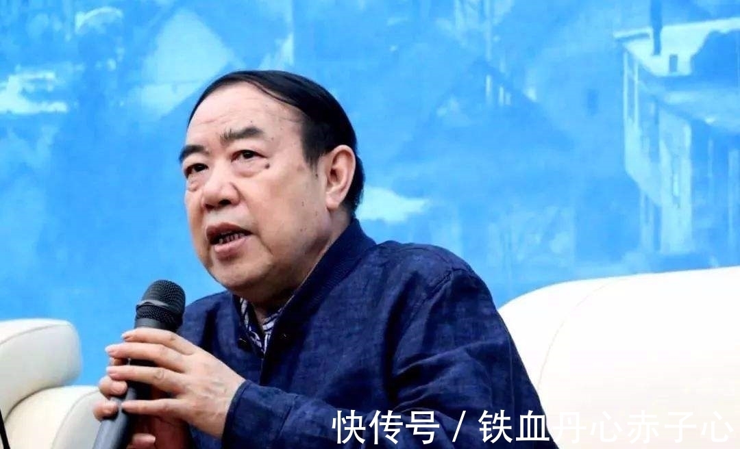 贾平凹$贾平凹的“凹”字,到底是读“ao”还是“wa”,很多人傻傻分不清