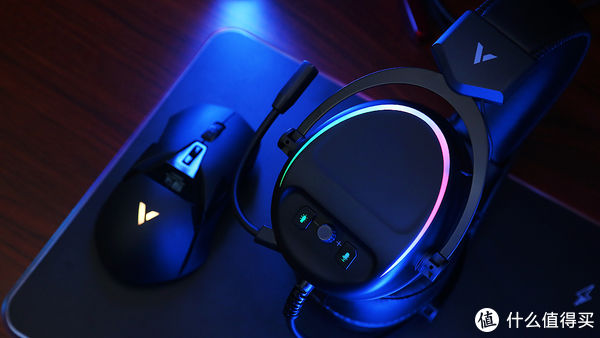 rgb|对于热爱电竞游戏的她,这个情人节你要送什么?