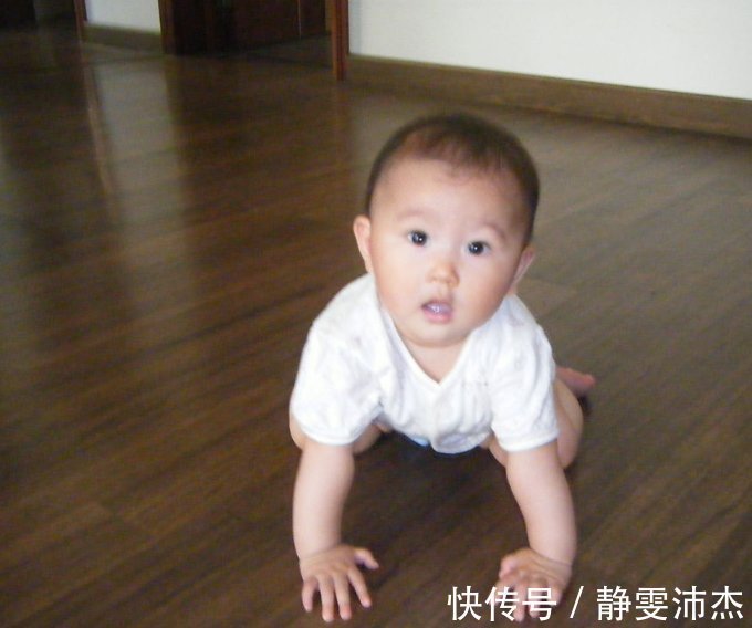 宝宝趴|多多练习“宝宝趴”,将来才能“宝宝爬”,这才是进阶训练