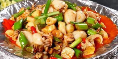 美食推荐：刀切蒜椒酱炒虾仁，韭菜炒鸭血，香辣墨鱼仔，牛肉炒辣椒