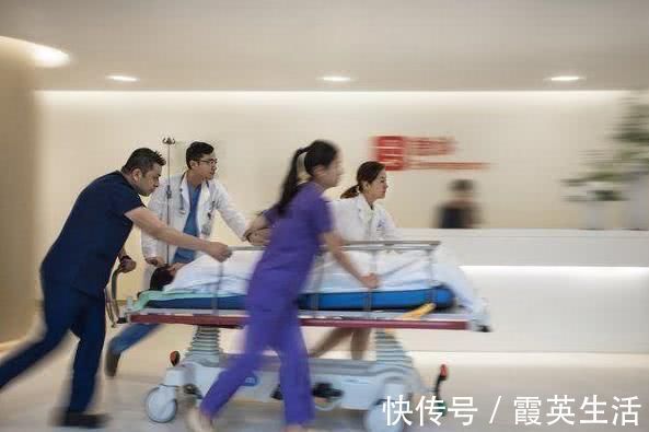 小蛋糕|孩子6岁前脾胃虚弱,有几样食物要少吃,以免伤脾又害胃