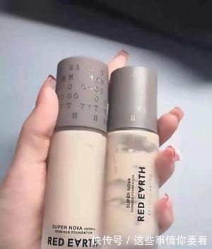粉底液 为何“粉底”刚上脸很白记住3个细节,不仅妆感自然,还不斑驳!