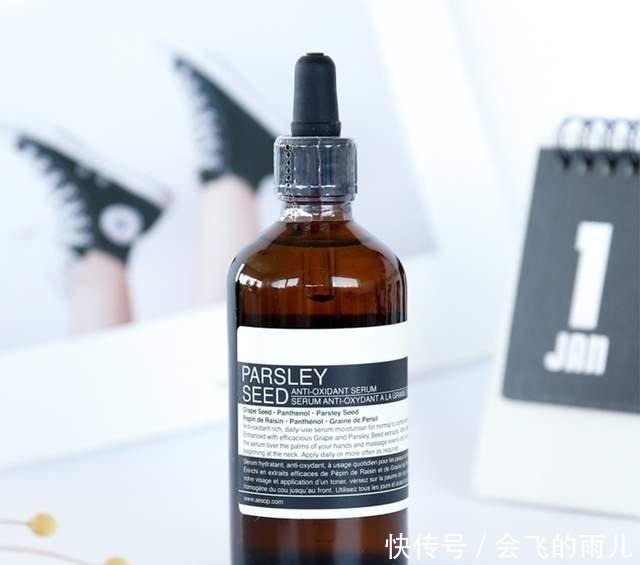 护肤品|过了40的女人用精华要“谨慎”!娇兰抗老,雪花秀美白,别用错