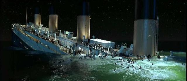 救起|泰坦尼克号沉没后,失踪近80年的船长史密斯被发现,并被救起