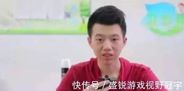 论衡@16岁自闭症男孩手写“印刷体”,字体好比复印机,收获百万点赞