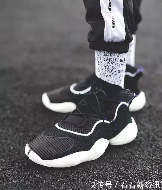 鞋款 纽约独角兽! 阿迪新鞋另藏玄机在鞋底!纽约独角兽! 阿迪新鞋另藏玄机在鞋底!