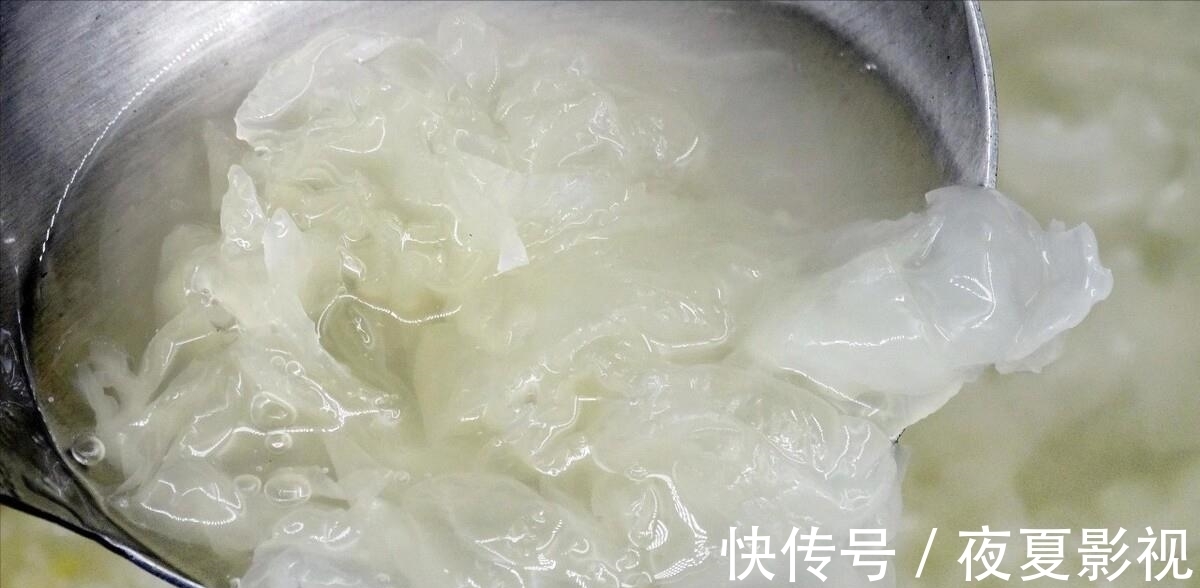 煮银耳汤要想出胶，原来这么简单，做好关键2步，出胶又快又多