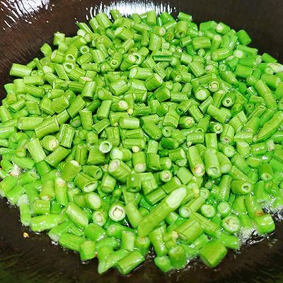 豆角|芽菜鸡蛋炒豆角