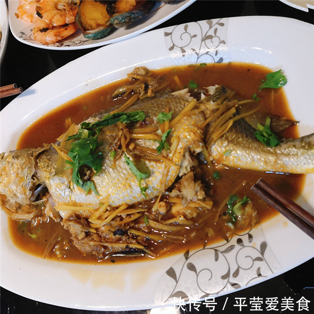 大黄鱼|同事来家里蹭饭，婆婆下厨招待，一桌菜体面又周到，觉得怎么样