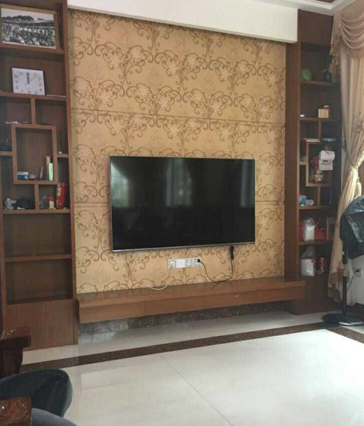 全村|晒晒婆家200万建的小别墅,光餐桌都3万多,是全村最豪华的!