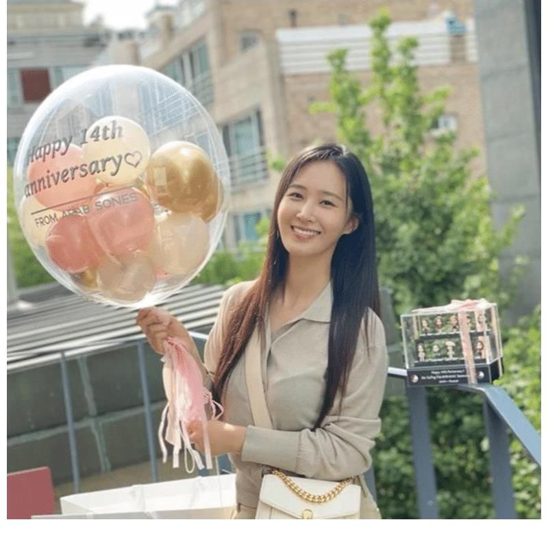 權(quán)俞利膽大心細，128億韓元房子貸款百億，成功的少女時代會經(jīng)