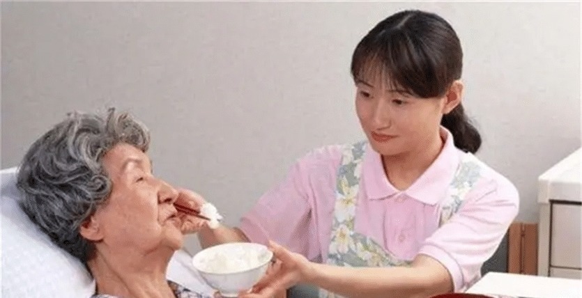 独生子女|护士报喜生了双胞胎儿子,宝爸听了拔腿就跑,网友:是我也得跑