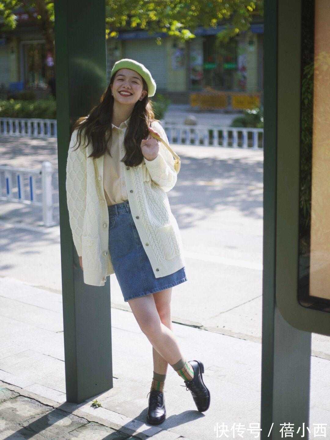 乐福鞋|今年春季火了这3条半身裙,配毛衣和西装都很合适,好看还实用