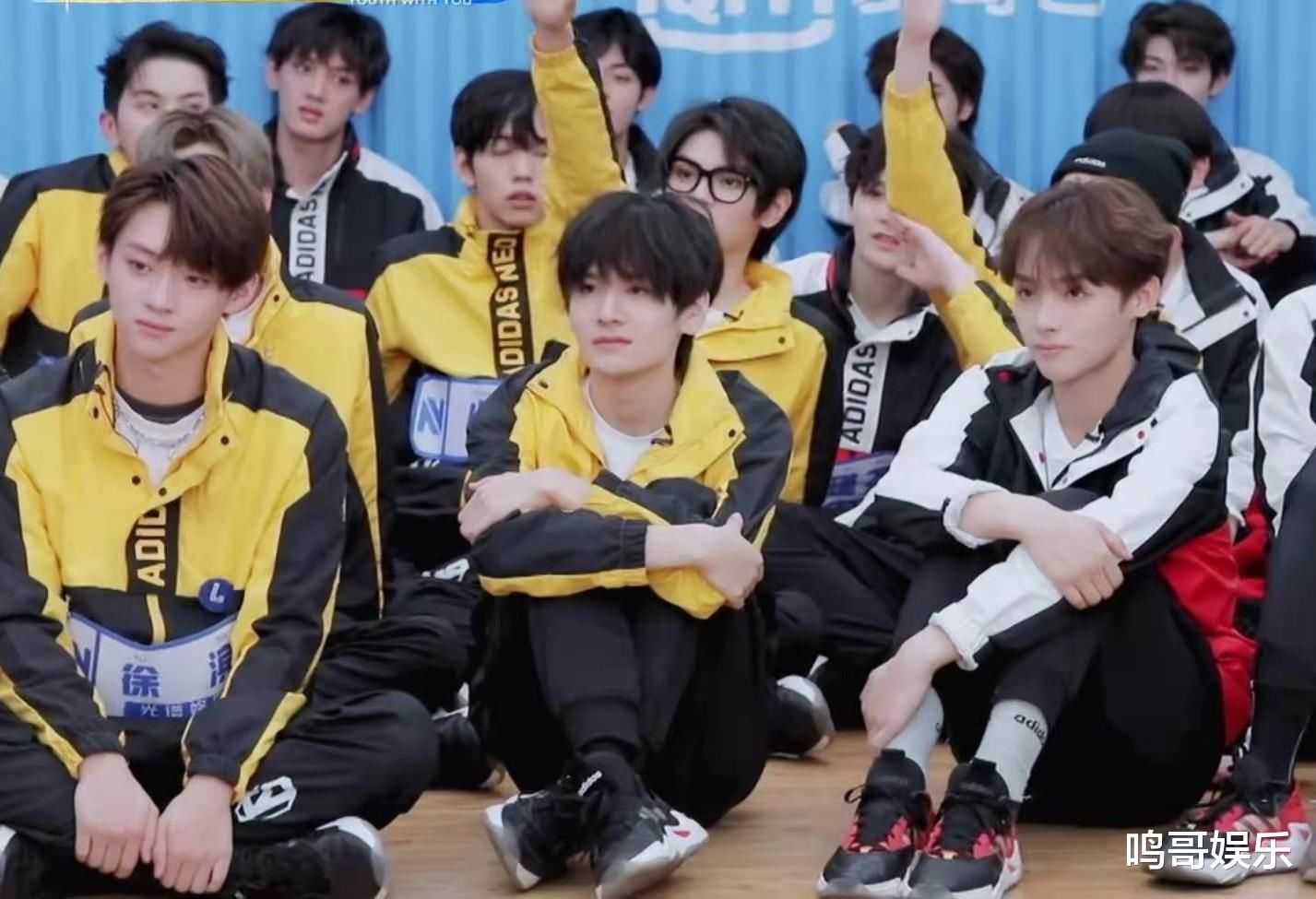 《青你3》幕后有料：选手各种问题，虞书欣应对自如显现导师实力