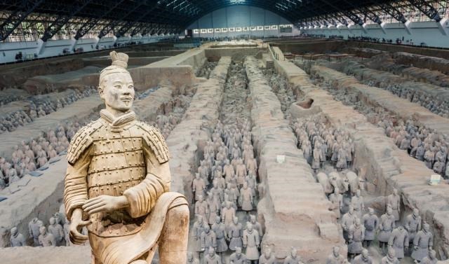 兵马俑|兵马俑真是活人烧制的直到一兵马俑裂开，谜团才被解开