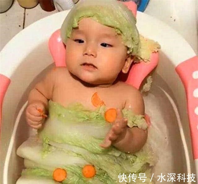 姥姥|一岁宝宝送回姥姥家,妈妈担心不习惯,姥姥发来照片笑喷了