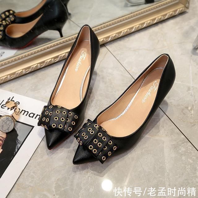 细跟|这样的尖头高跟鞋最抢眼，爱美的女人都会收藏的
